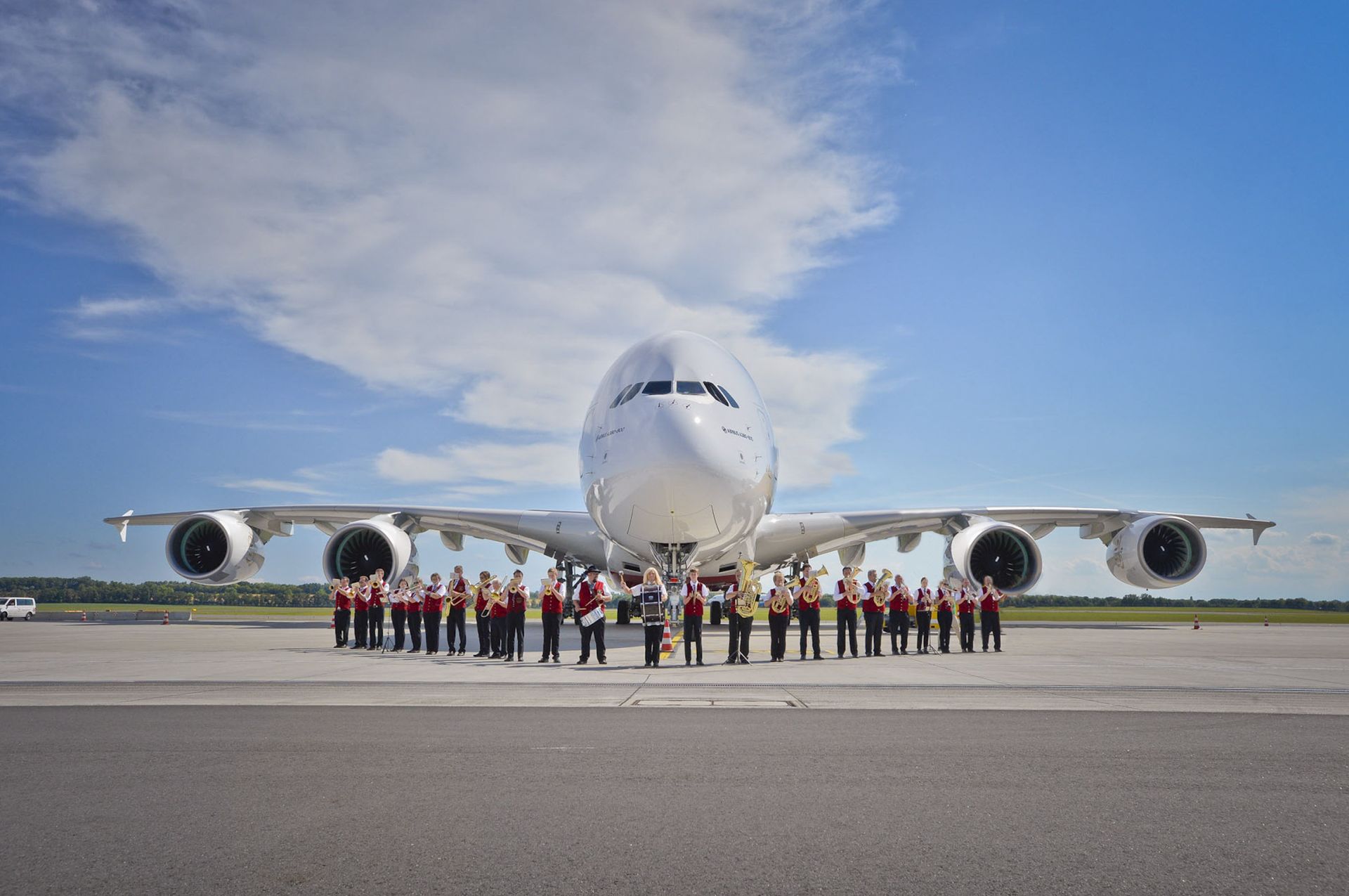 1_Wien begruesst den Emirates A380