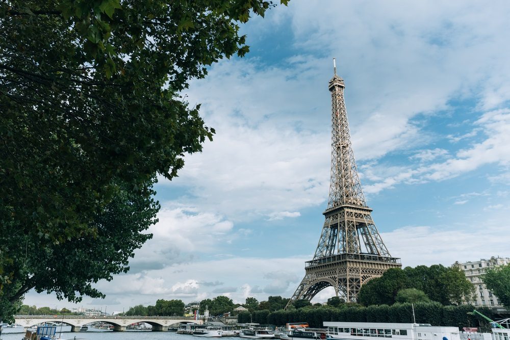 stefan-ulrich-bonjour-la-france-rok-v-parizi