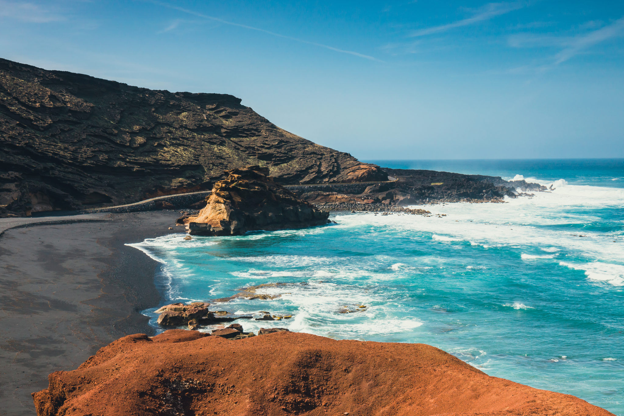 PONUKA DŇA: Lanzarote s letenkami, 4*hotelom a raňajkami od 409€