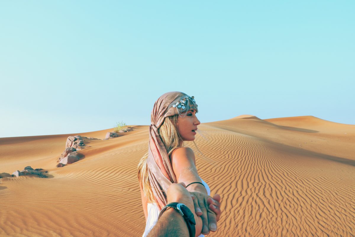 Zaži Dubaj inak: Beduínska večera aj sandboarding na púšti
