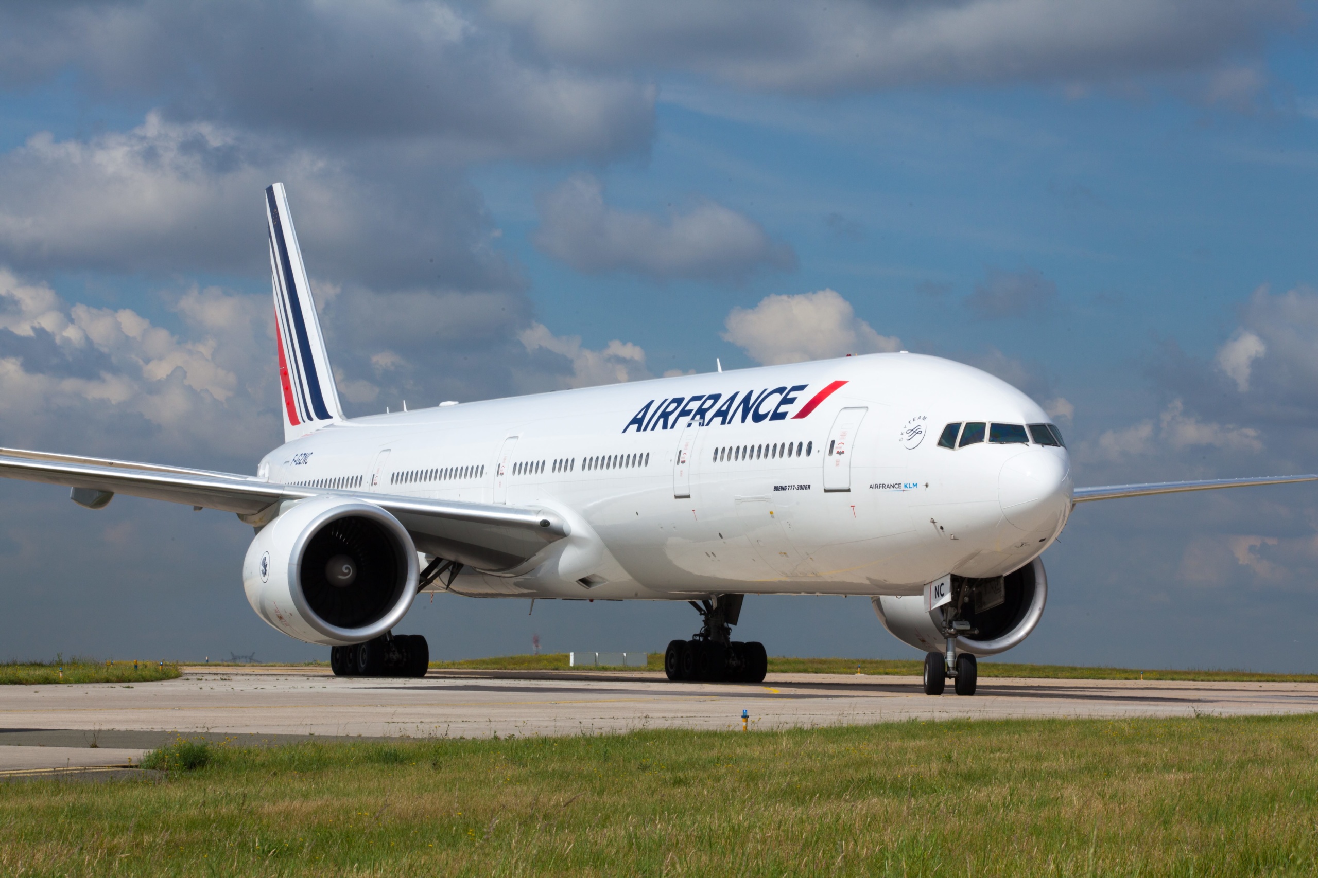 Air France uľahčuje cestujúcim check-in, využiť môžu online program Ready to Fly
