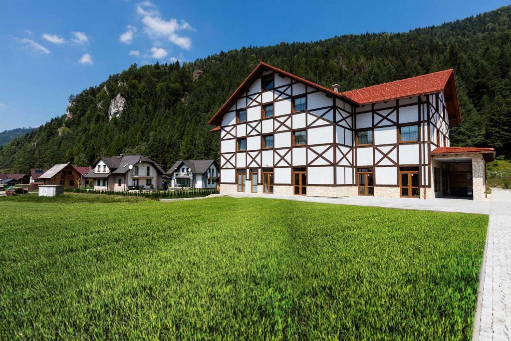 PECKA DŇA: Dovolenka s bohatým fitness programom a polpenziou v 3*rezorte Gothal na Liptove od 329€