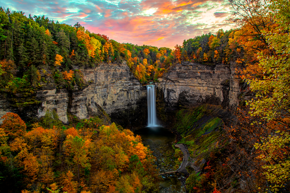 new york finger lakes taughannock falls