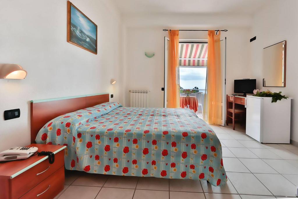 villa rita ischia