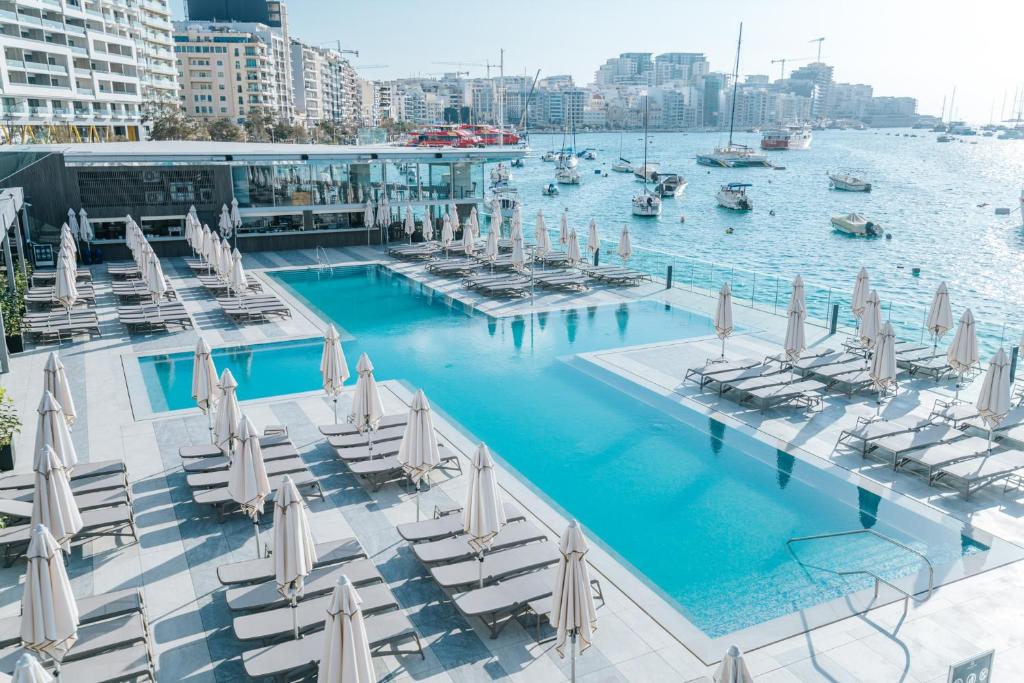 malta Azur Hotel by ST Hotels