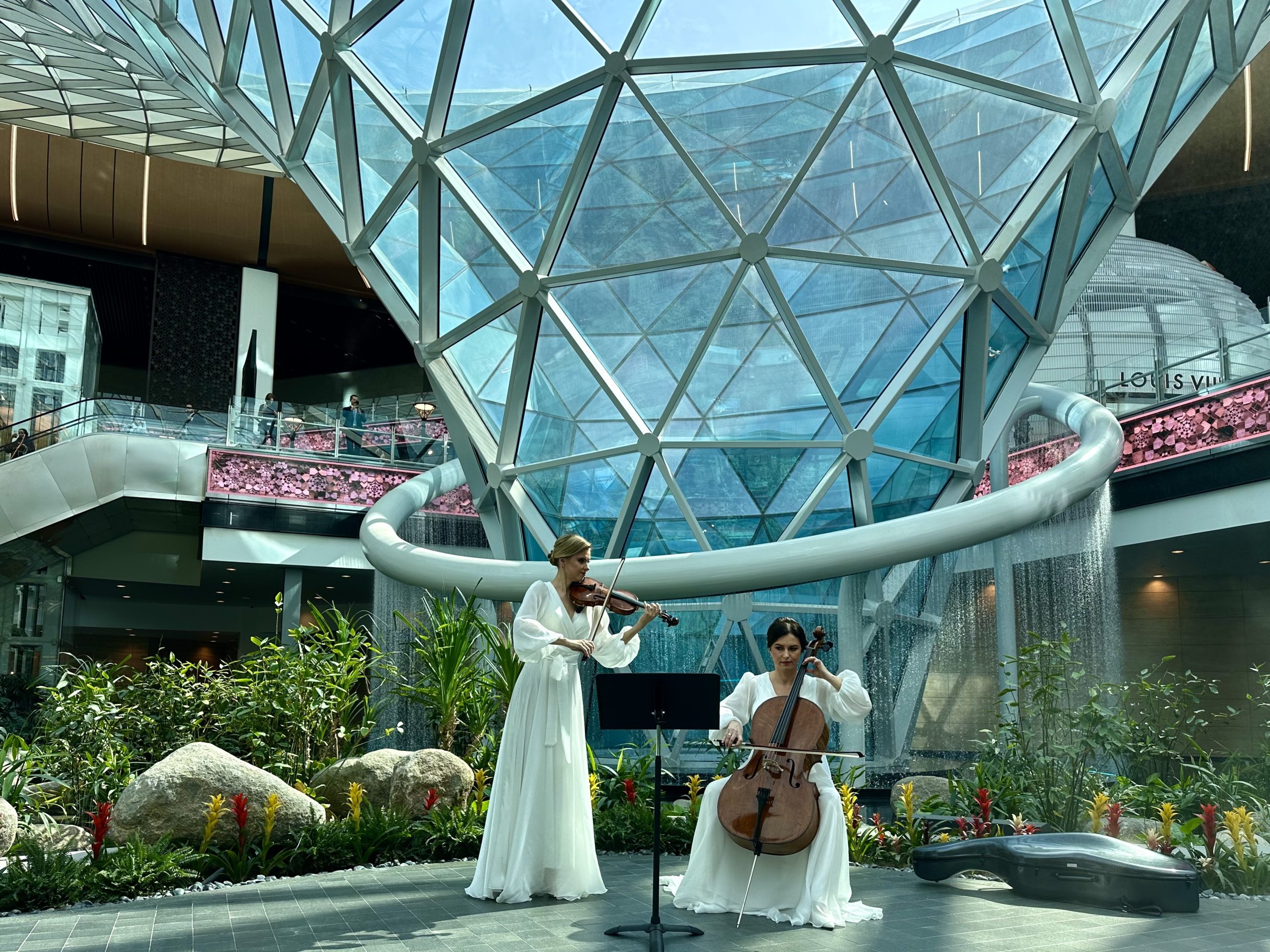 Letisko v Dohe má novinku. Tropickú záhradu s rozlohou 6-tisíc metrov štvorcových