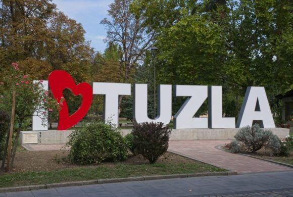 tuzla-editorial Tuzla: mesto, o ktorom si myslíš svoje… kým ho neuvidíš (letenky z Bratislavy od 39€)