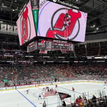 Zažite New York a NHL so Šimonom Nemcom: Manhattan, hokej a nezabudnuteľné zážitky