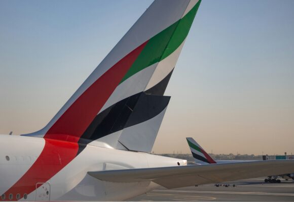 the-blowup-Sc5OOFaPS1M-unsplash Mám letieť cez Blízky východ, no zrušili mi let. Ako mám ďalej postupovať?