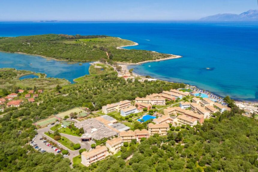 korfu mareblu beach PONUKA DŇA: All inclusive Korfu s letenkami a 4* hotelom od 429€