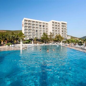 turecko tusan bazen PONUKA DŇA: All inclusive Turecko s letenkami a 5* hotelom od 409€
